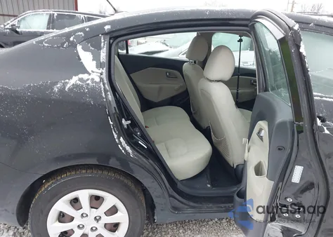 2013 Kia Rio Lx z USA, uszkodzony, nr VIN KNADM4A33D6198837